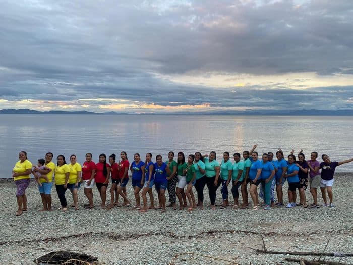 Women group at Isla Venado