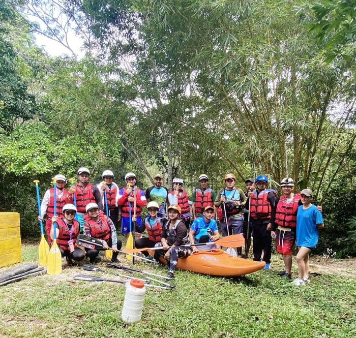 Caguan Expeditions V Social