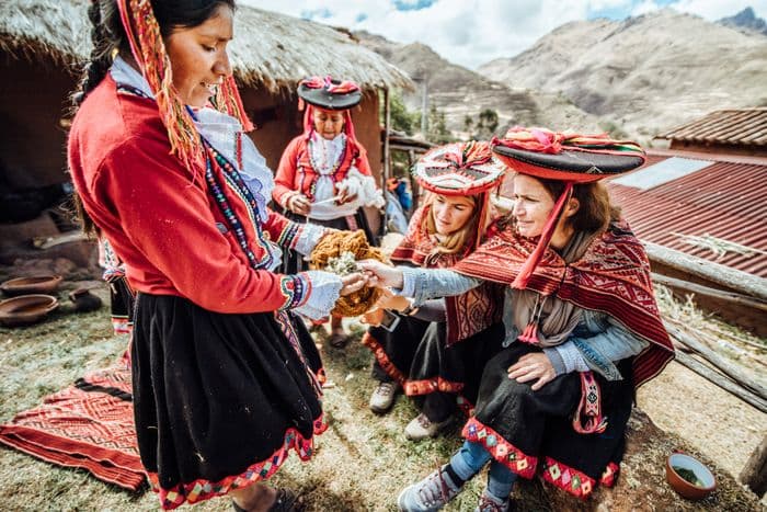 Tierra de Yaqchas women